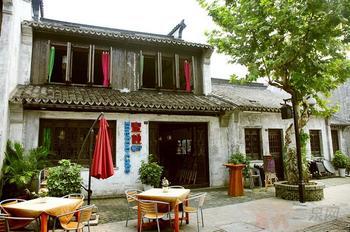 无锡市蜜桃餐饮管理有限公司