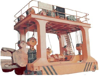 华达锻造机械厂