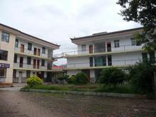 华士镇向阳村村民委员会