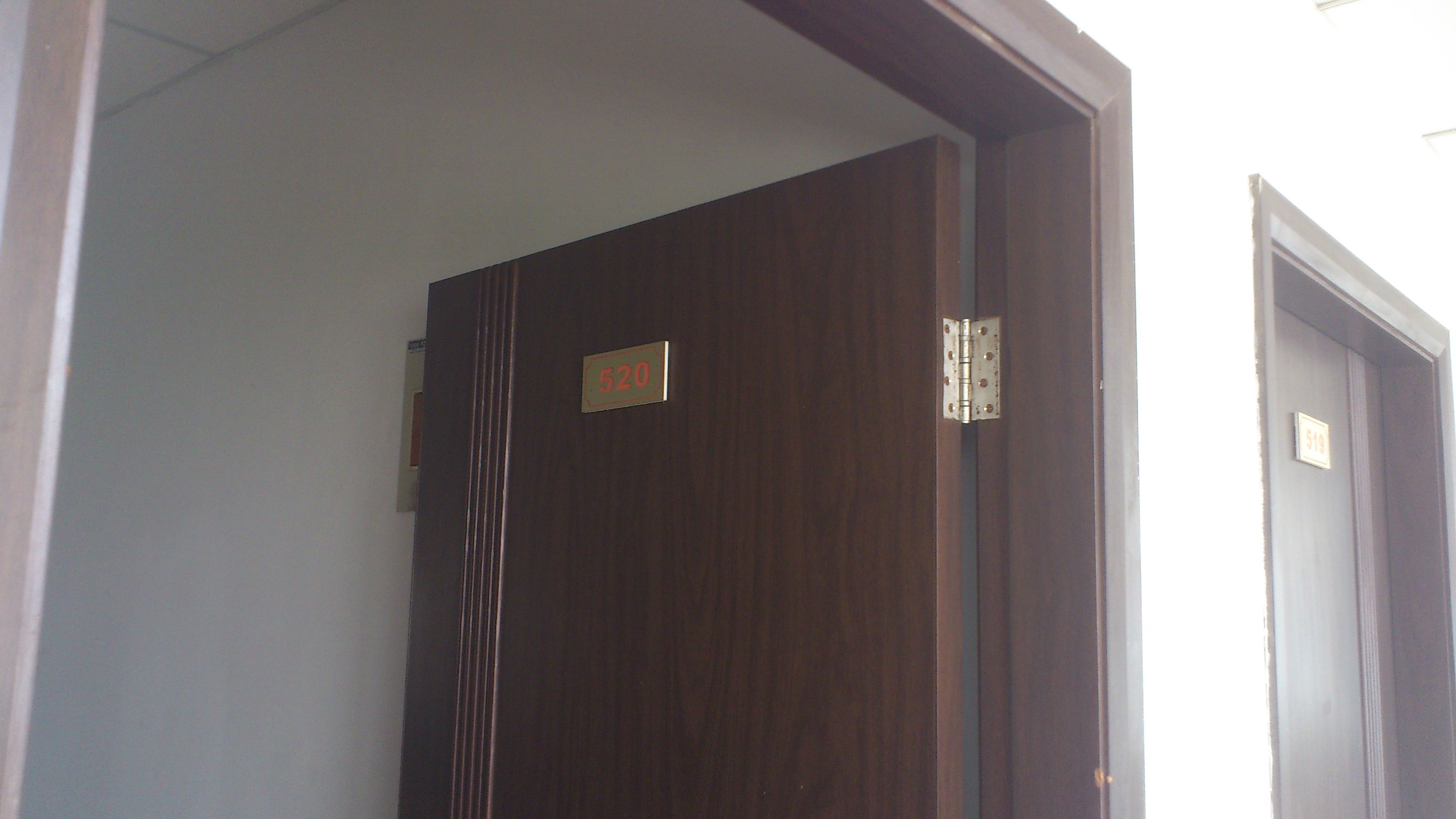 无锡市华日中科电讯设备有限公司